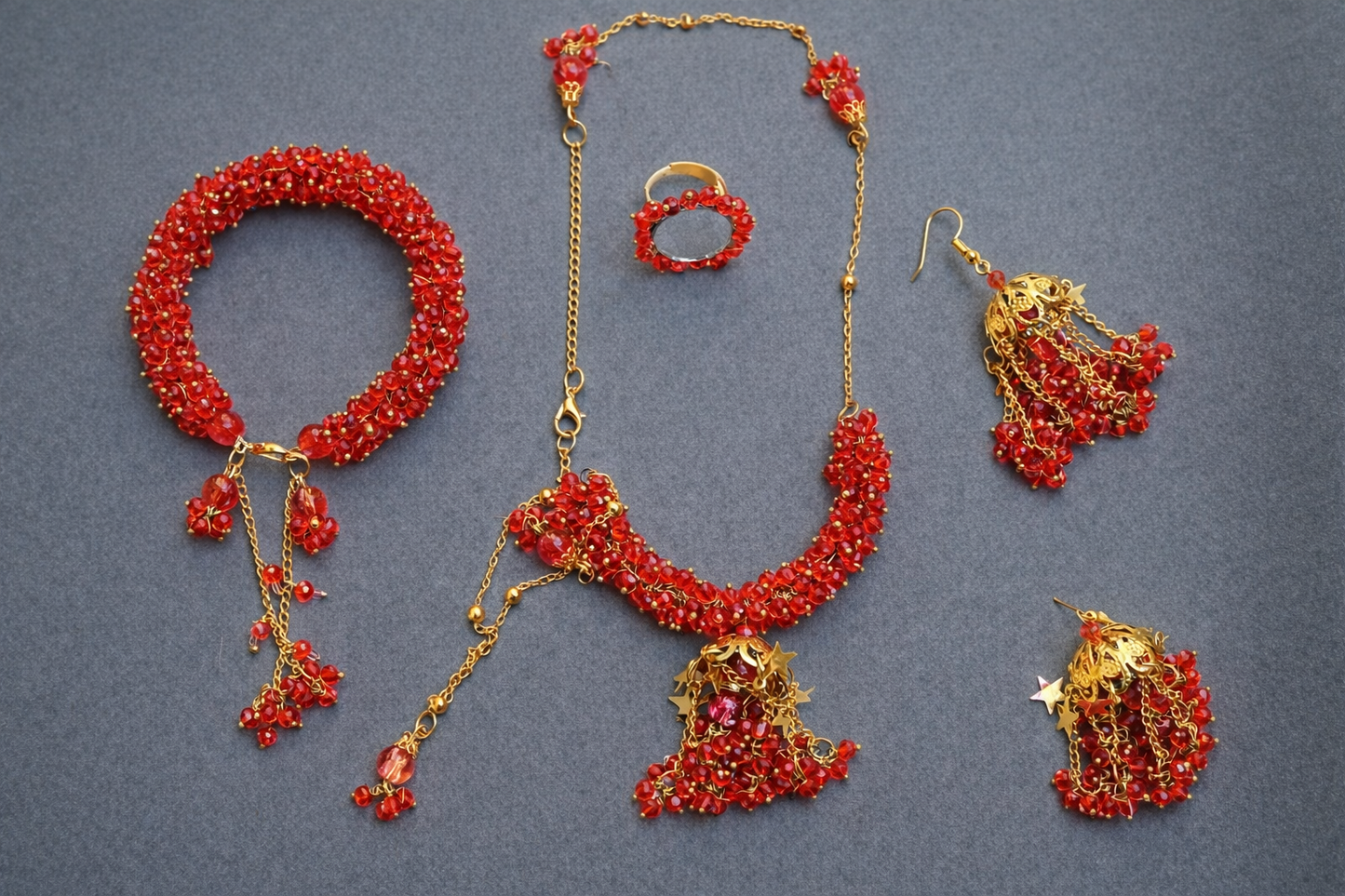 Woman Handmade Jewellery Set with Breaclet